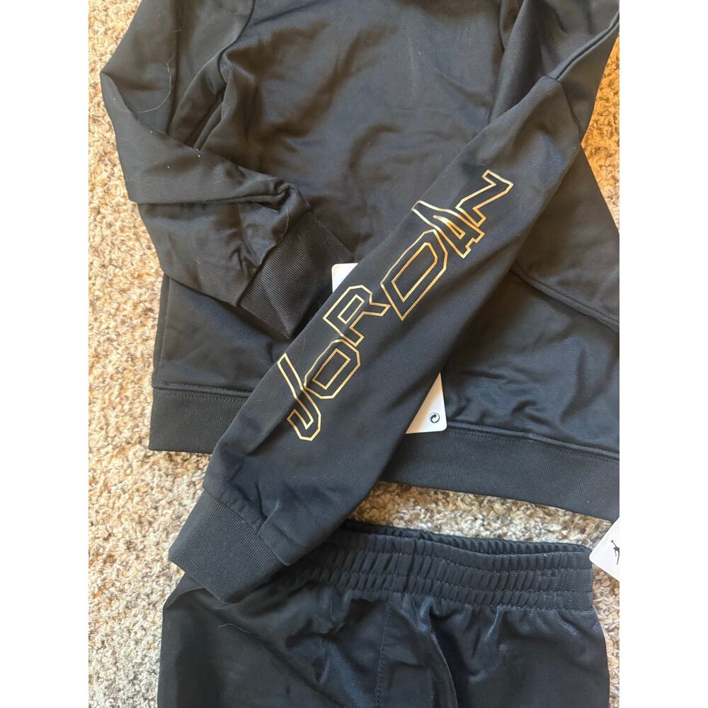 Jordan Sweatsuit - Picture 4 of 5